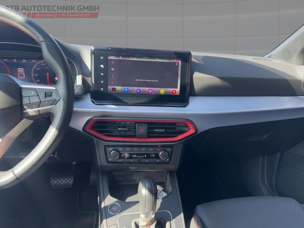 Fahrzeugabbildung SEAT Ibiza FR, Navi, Rückfahrkamera, LED Schweinwerfe