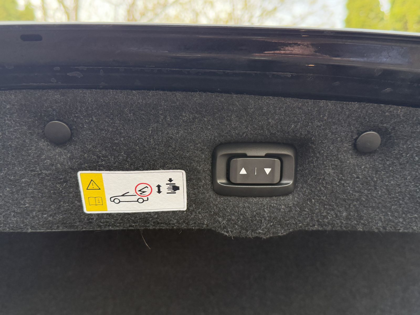 Fahrzeugabbildung BMW 420 d Cabrio M Sport Aut. XEN+SHZ+KAM+NAV+LEDER+