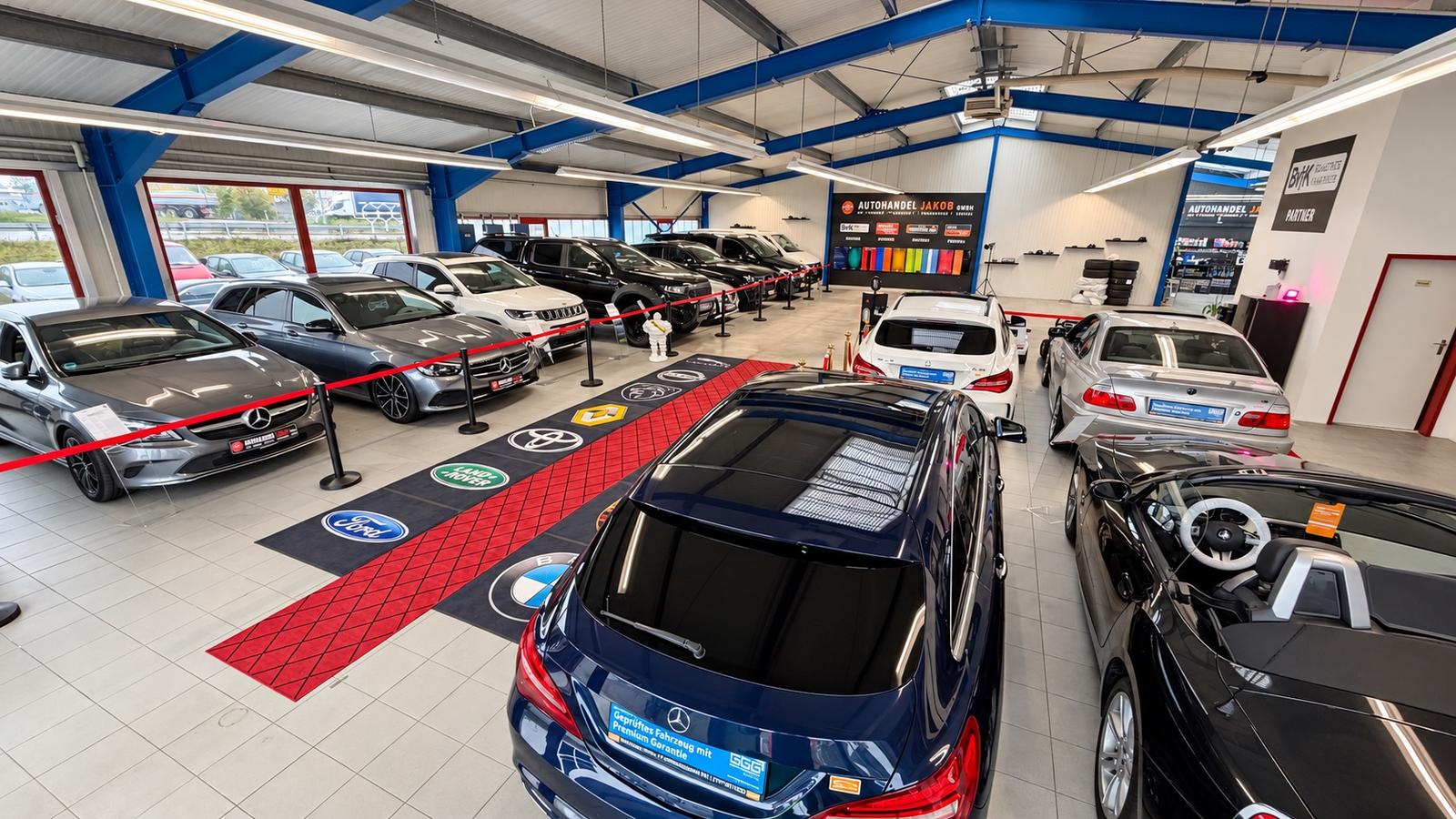 showroom-image-bottom