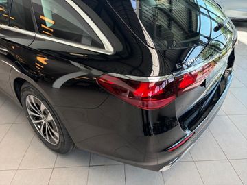 Mercedes E 220 - 7