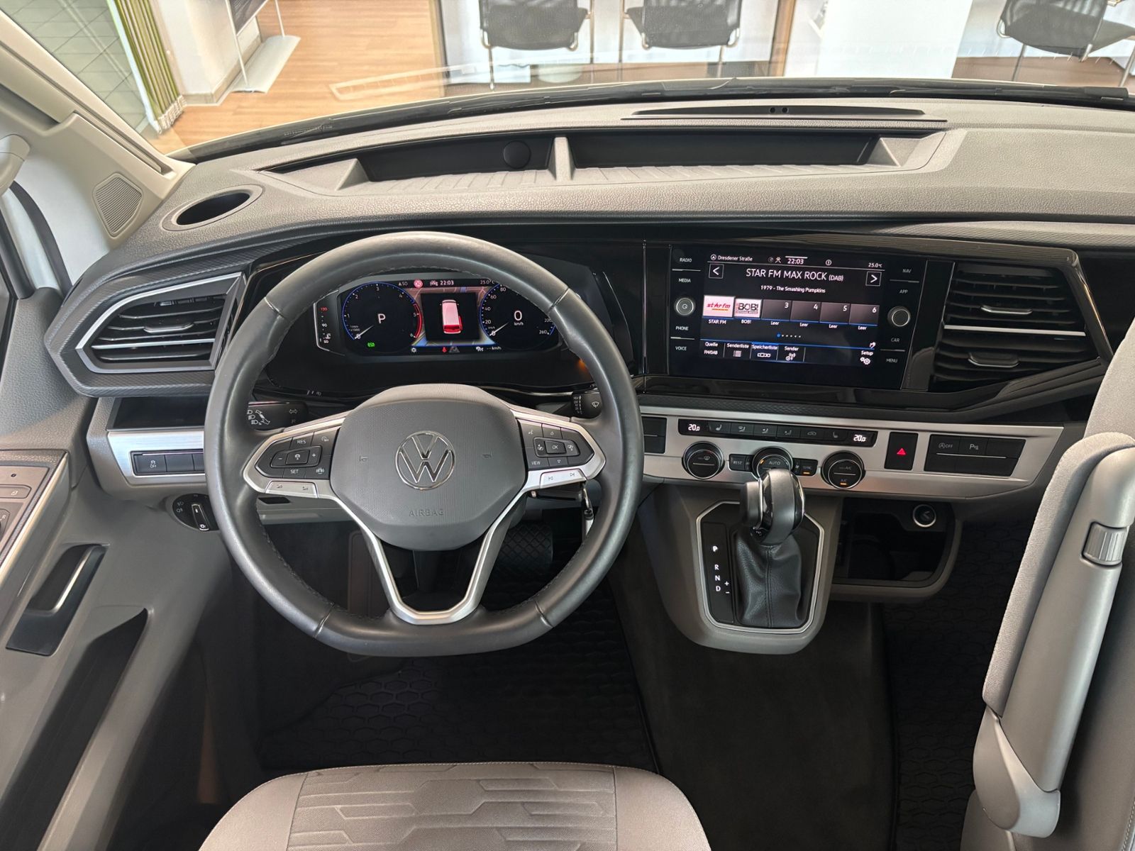 Volkswagen T6 California - Bild 14