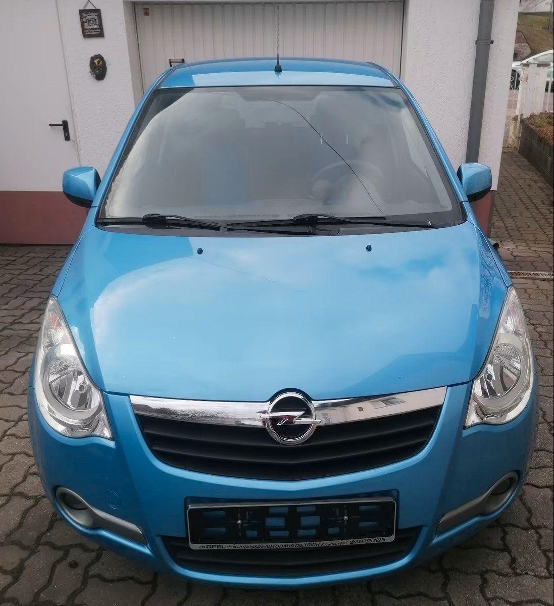 Opel Agila