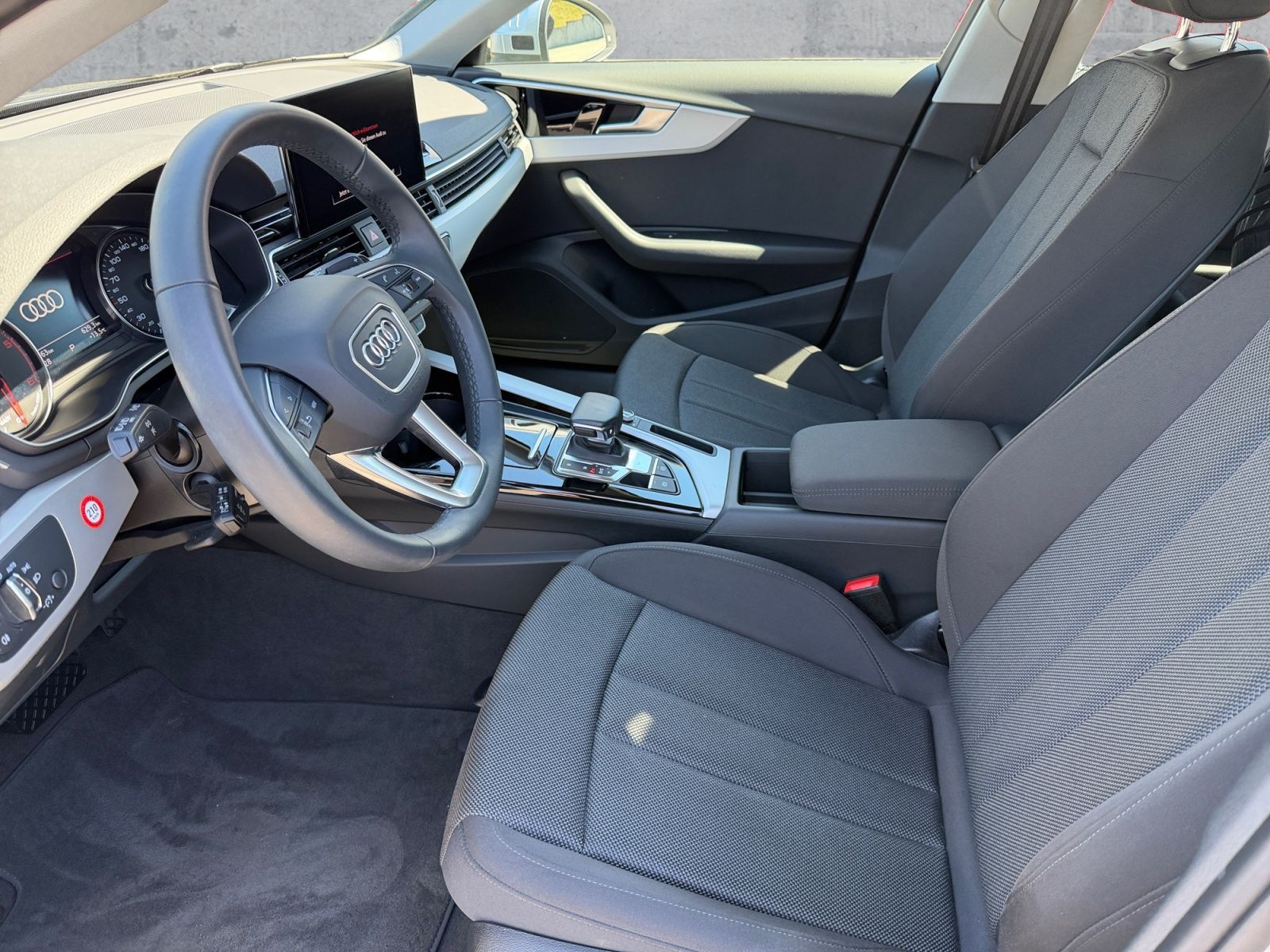 Audi A4 - Bild 12