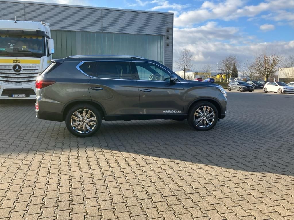 Fahrzeugabbildung Ssangyong Rexton Sapphire 4x4 LED*360°*NAVI