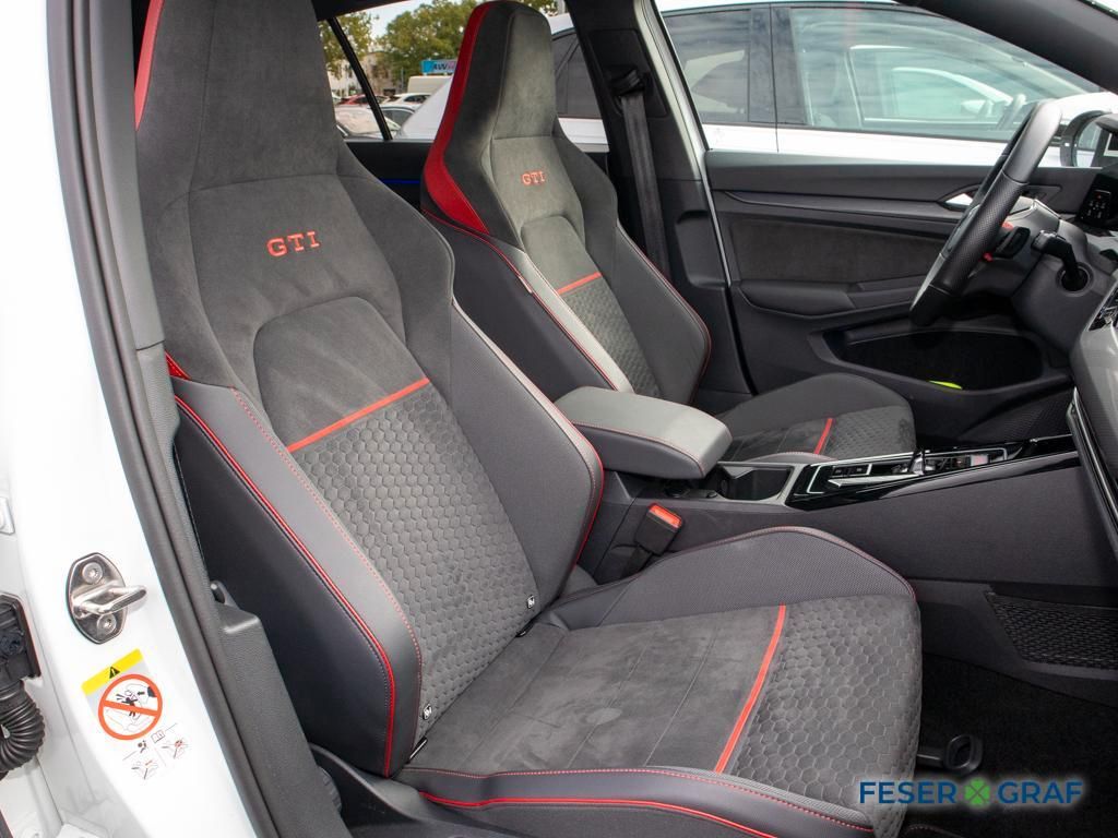 Volkswagen Golf GTI 2.0 TSI Clubsport DSG IQ.LIGHT ACC Rear foto 5
