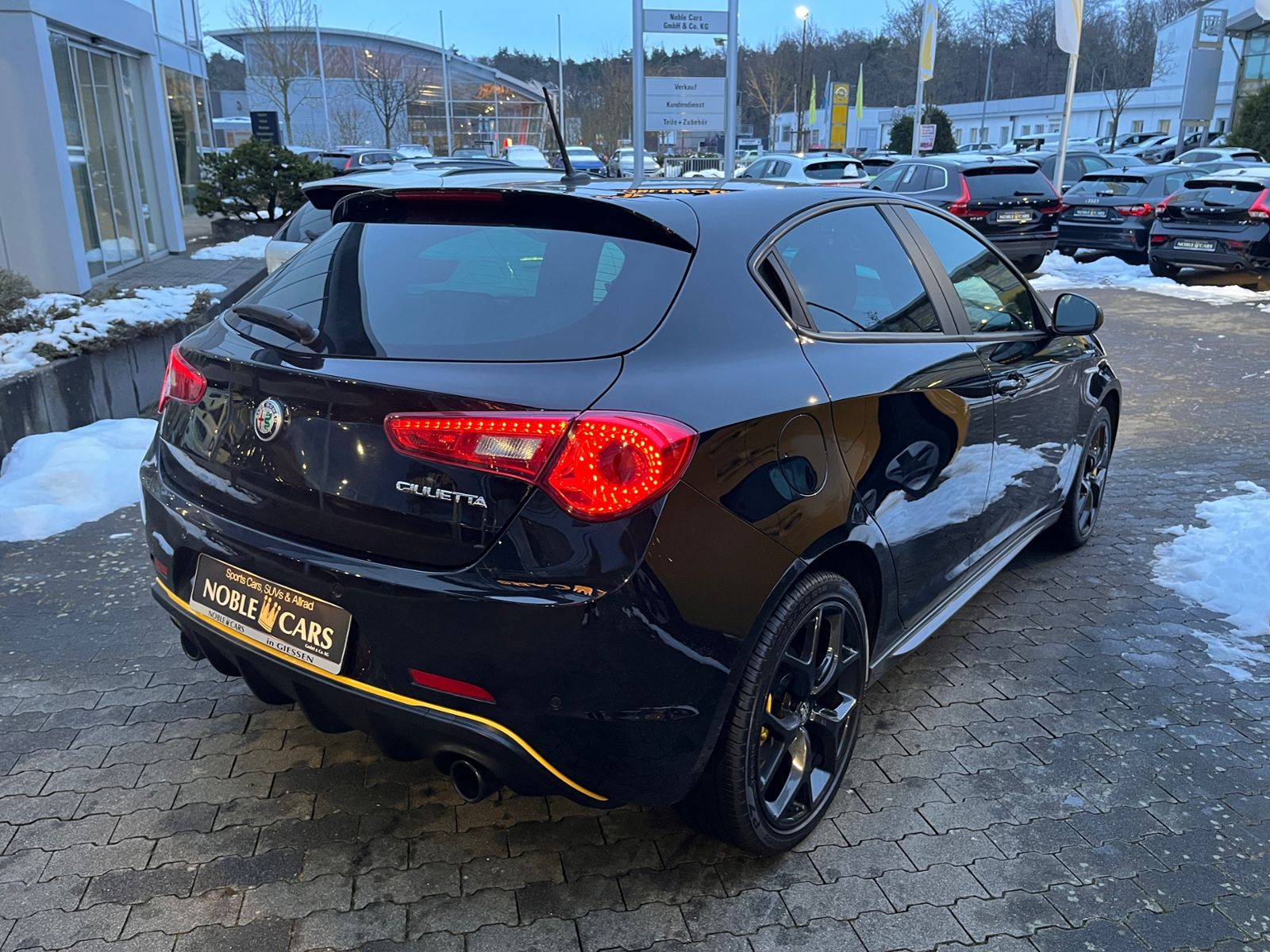 Fahrzeugabbildung Alfa Romeo Giulietta Speciale  Veloce KLIMA XENON NAVI ALU