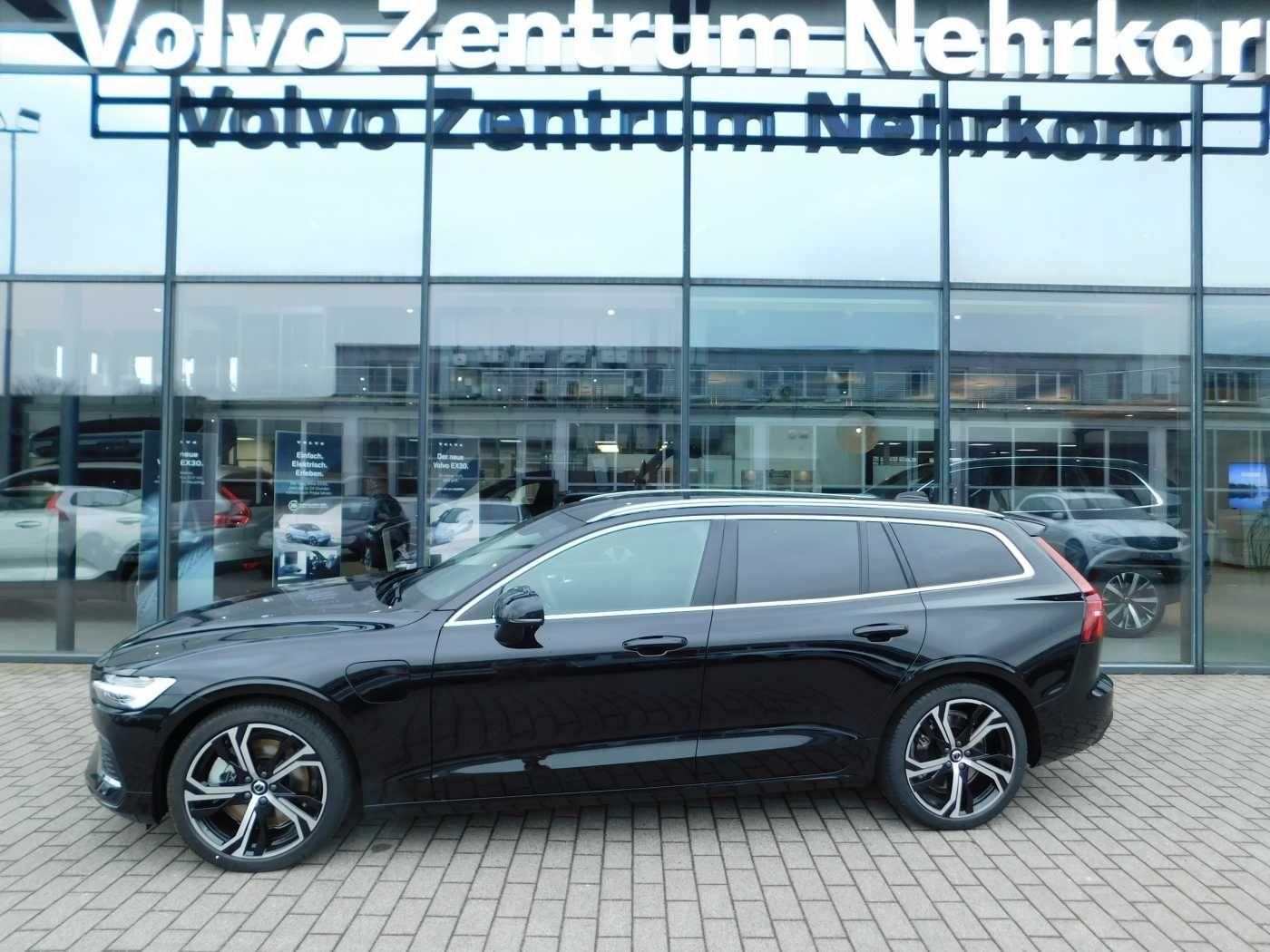 Fahrzeugabbildung Volvo V60 Plug-In-Hybrid T6 Plug-in Hybrid AWD Plus Br