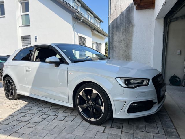 Audi A3 1.4 TFSI cod Ambition S-line Paket 