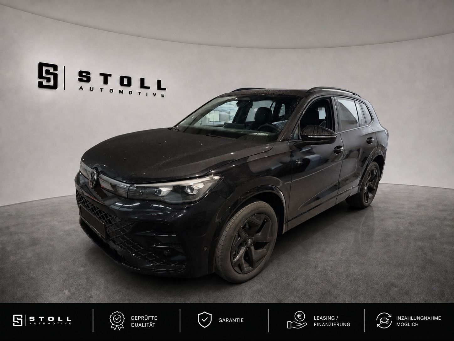 VW Tiguan 2.0 TDI R-Line 4Motion BlackStyle+AHK+Pan