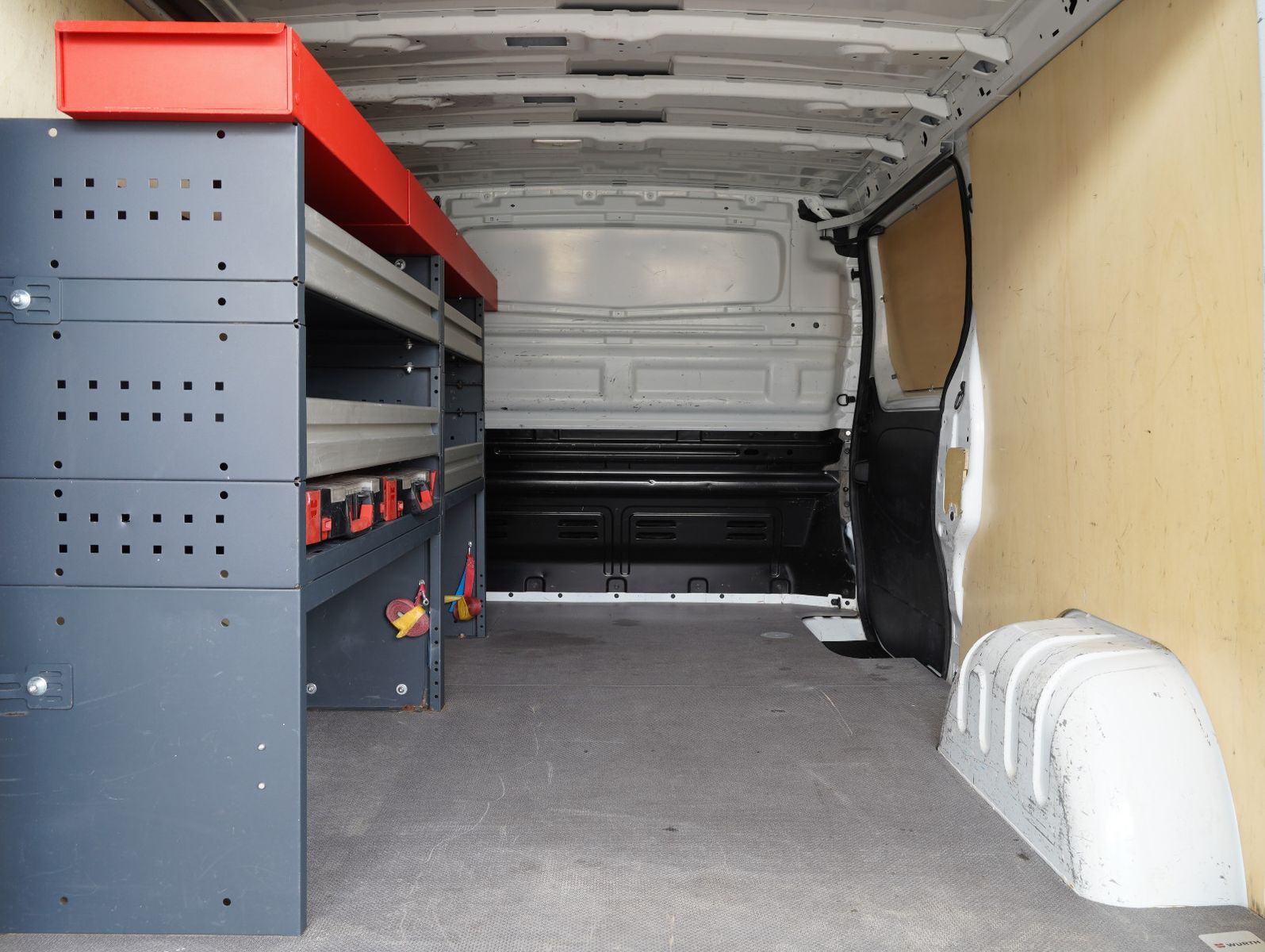 Fahrzeugabbildung Renault Trafic Kasten ENERGY dCi 145 L2H1 3,0t REGAL/AHK