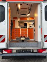 Volkswagen Crafter / Rettungswagen/ Krankenwagen / Ambulanz - : Krankenwagen