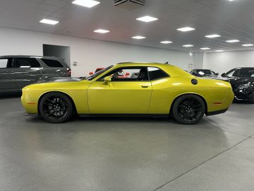 Dodge Challenger - 6