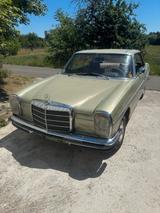 Mercedes-Benz Mercedes Benz 280c w114 Coupé - Mercedes-Benz Coupé aus dem Jahr 1974