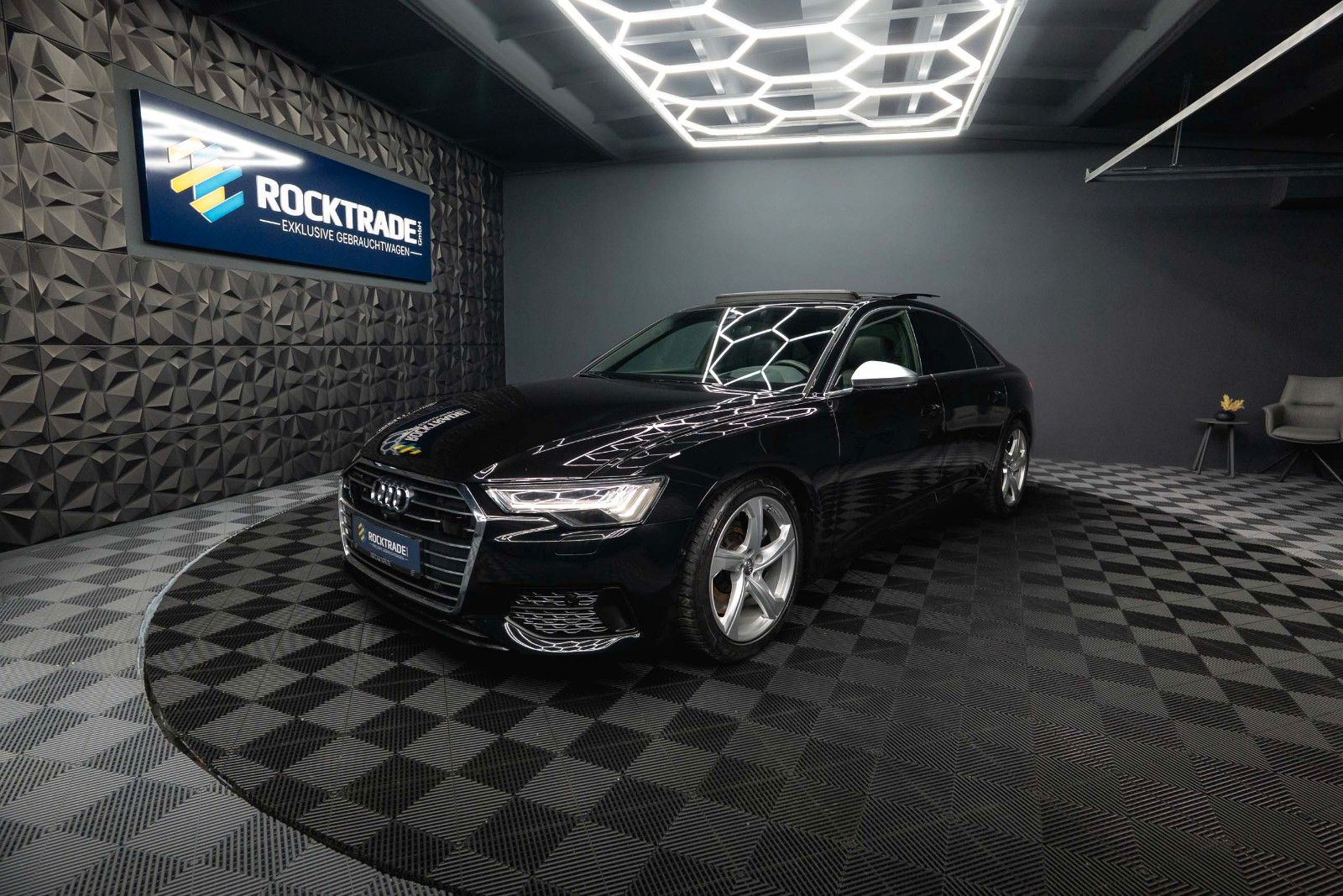 Fahrzeugabbildung Audi A6 55 TFSI quattro S-Line Plus *ACC*Pano*LED*DAB