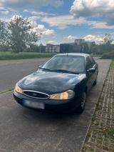 Ford Mondeo * Automatik Getriebe / 2,0l Be... - Ford Mondeo in Halle