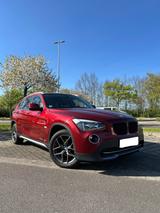BMW X1 sDrive18i M Sport | TÜV Neu - BMW X1: Rot
