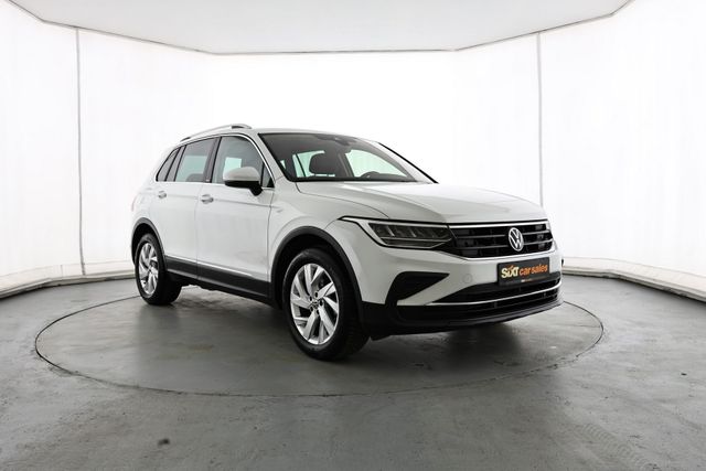 Volkswagen Tiguan 1.5 TSI Move Navi|Kamera|ACC|LED|18"|AHK