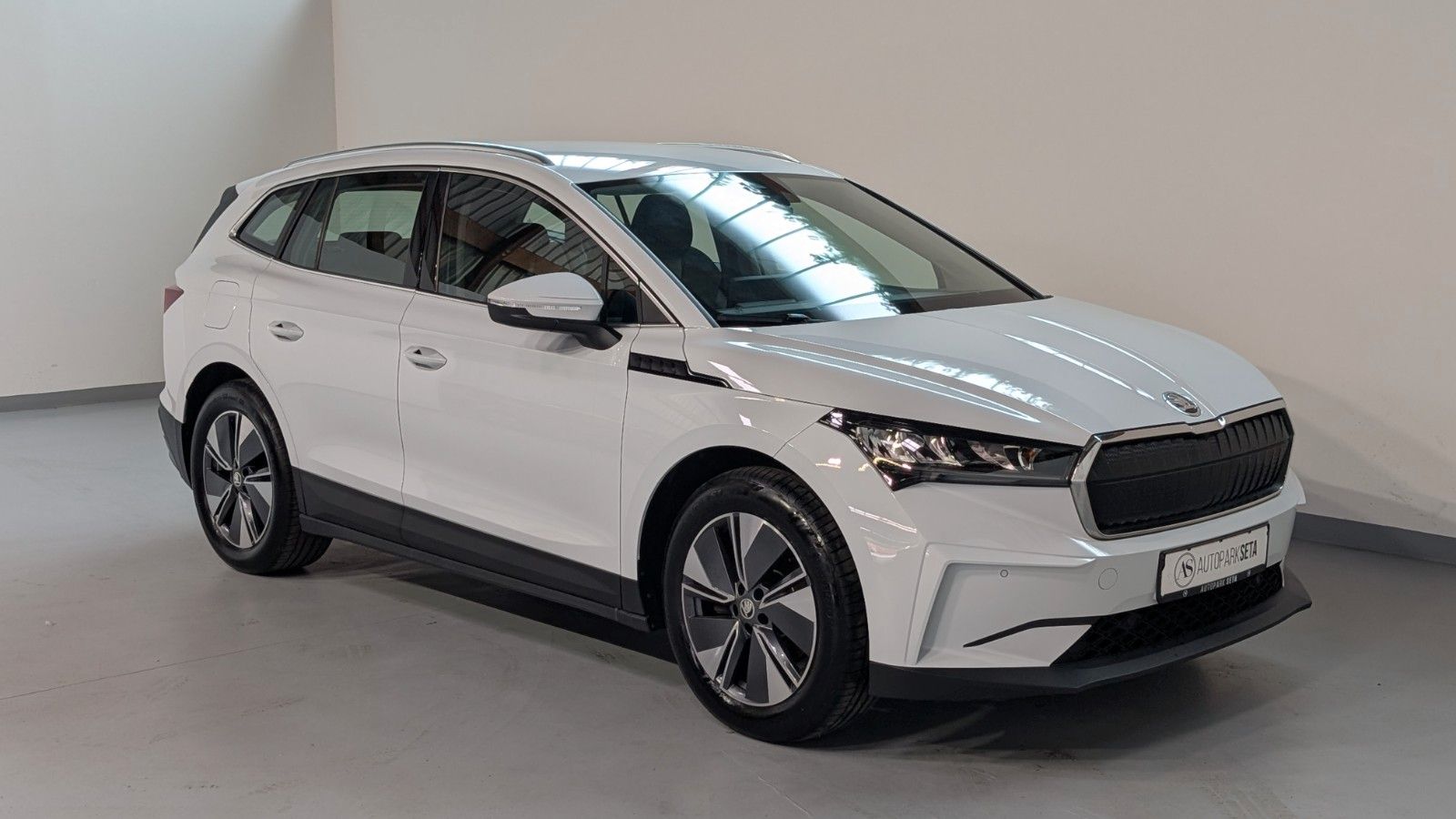 Skoda Enyaq 80 Lodge ACC*LANE*SIDE*KAM*W-PUMPE*19" imagem 2