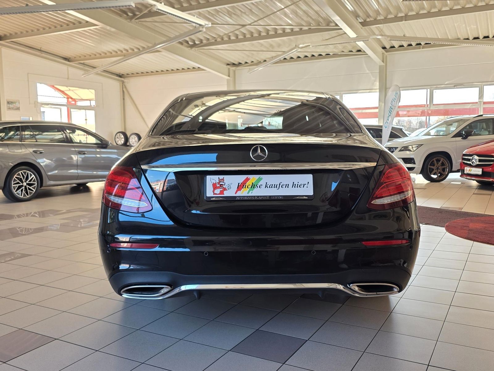 Fahrzeugabbildung Mercedes-Benz E200 Lim. AMG/Burmester/Airmatic/HuD/Multibeam