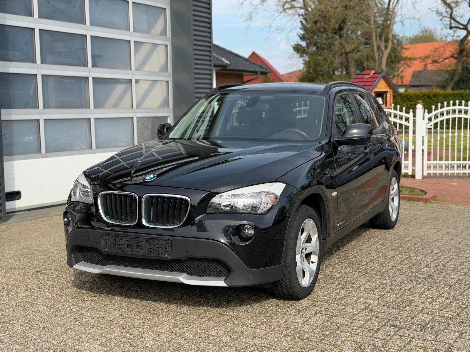 BMW X1 18 i sDrive*SHZ*PDC*