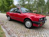 BMW 325 - BMW 325 aus 1989