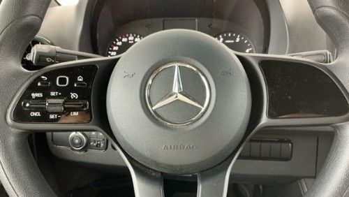 Fahrzeugabbildung Mercedes-Benz Sprinter 215 CDI 9G DoKa Klima AHK