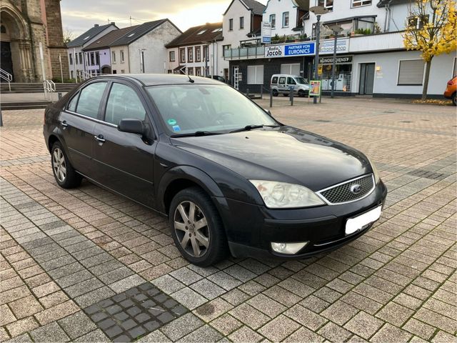 Ford Mondeo 1.8 SEC