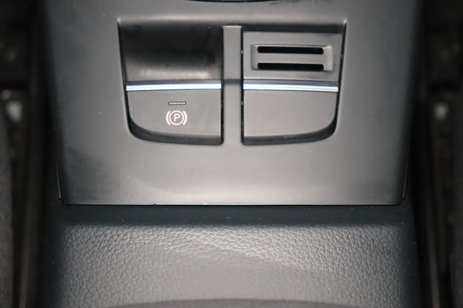 Fahrzeugabbildung Audi A3 1.4 TFSI * HU/AU neu * 1.Hand