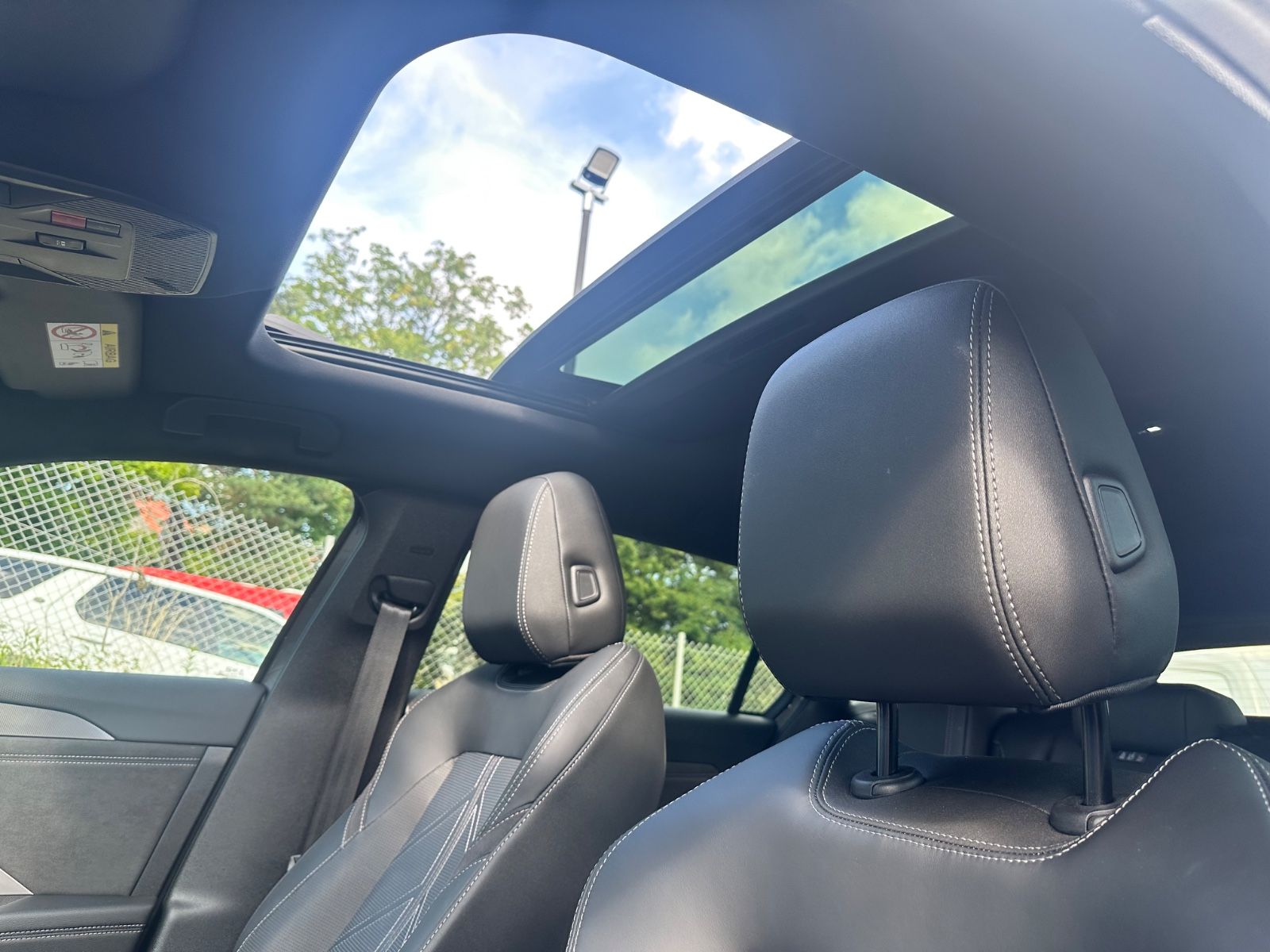Fahrzeugabbildung Opel Astra Sports Tourer Ultimate AHK*Automatik*Navi