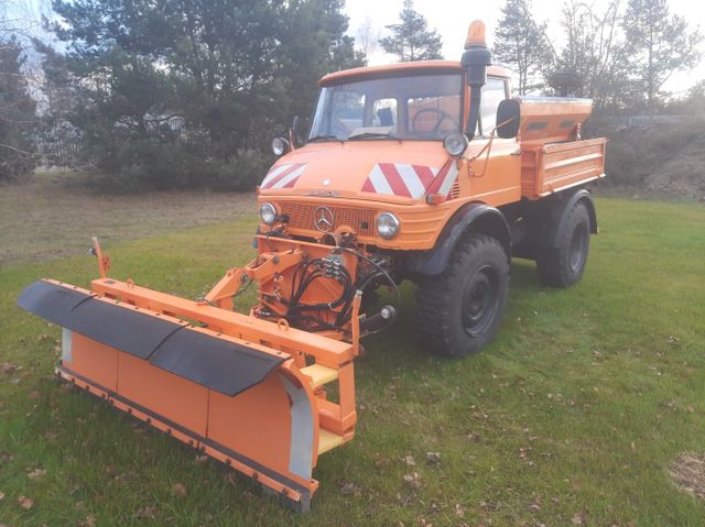 Unimog 406     4x4 Kipper