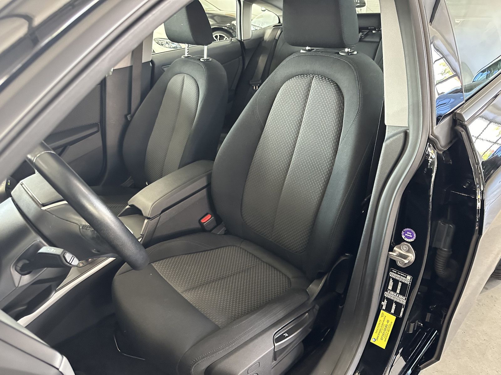 Fahrzeugabbildung BMW 216 Gran Coupe d Advantage/LED/NavProf/PDC/