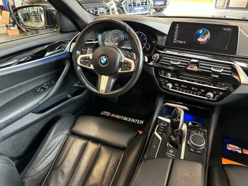 MYAUTOCENTER – Gebraucht- und Jahreswagen mit Werkstattservice in Pfaffenhofen BMW 520 *KEYLES*HEAD-UP*PANO*ACC*AHK*PDC(CAM)*