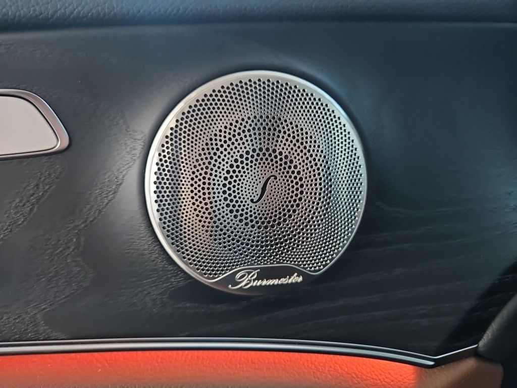 Fahrzeugabbildung Mercedes-Benz E 400 dT 4M AMG AHK HUD Airmatic Sitzklim Massag