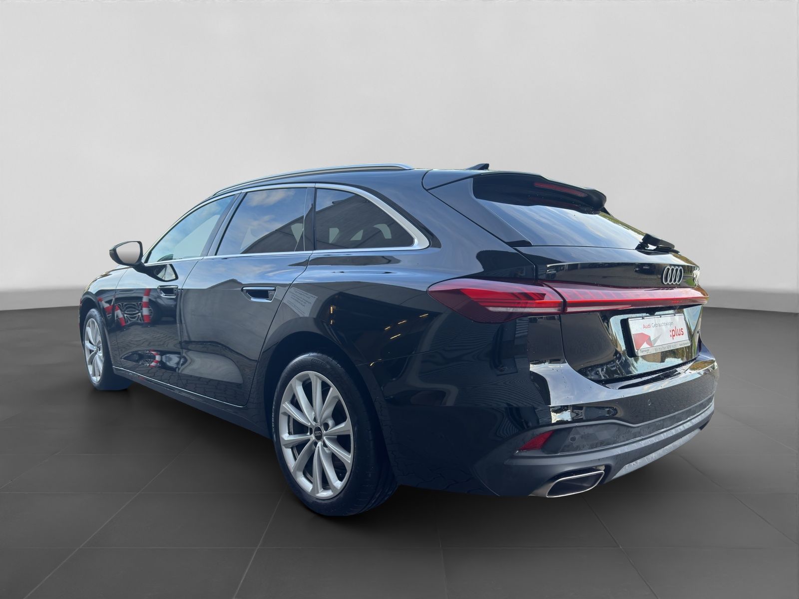 Audi A5 Avant TFSI Q AHK LM19 KAMERA VIRTUAL foto 4