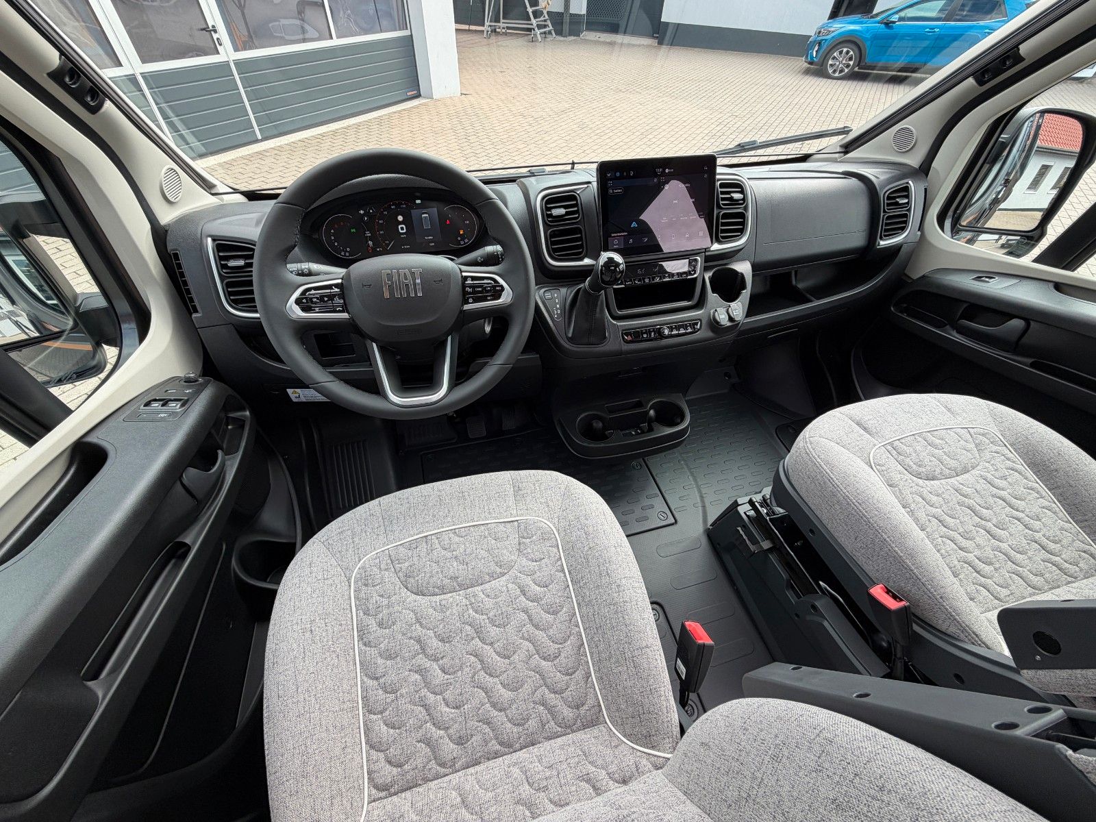 Fahrzeugabbildung Malibu Van charming GT skyview 640 LE