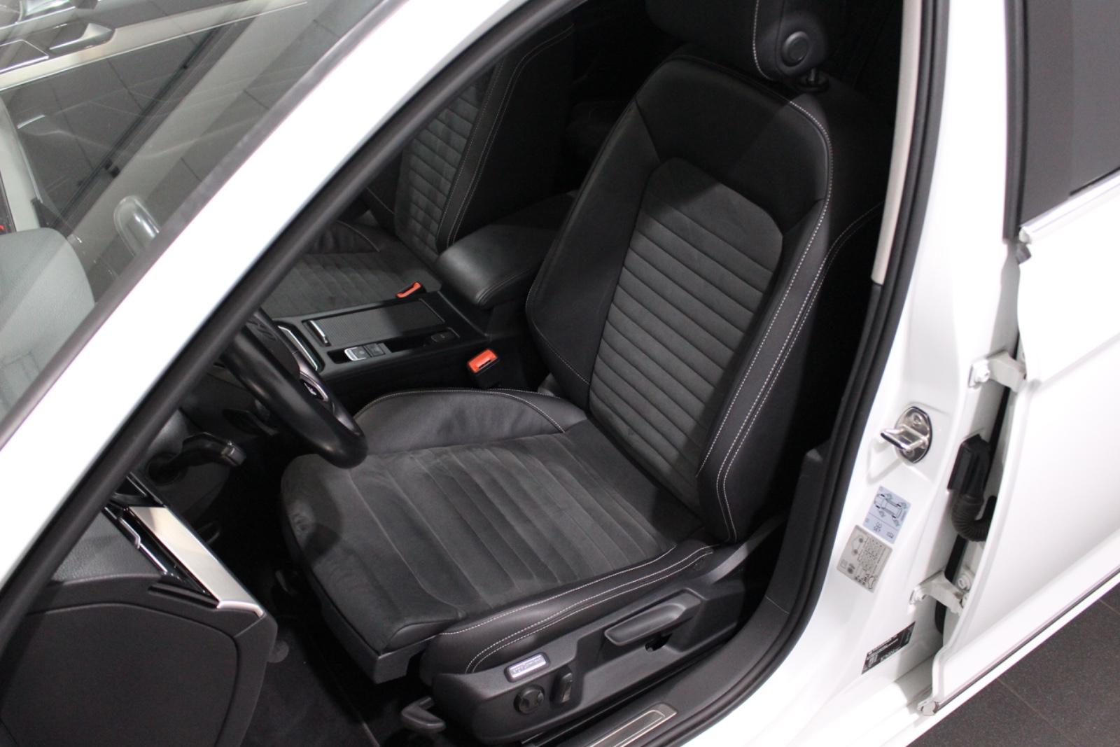 Volkswagen Passat 4M R Line Matrix Virtual STDHZG AHK ACC