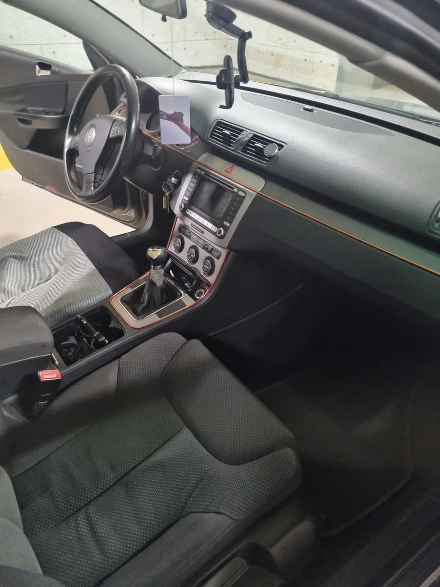 Volkswagen Passat 2006 — photo 10