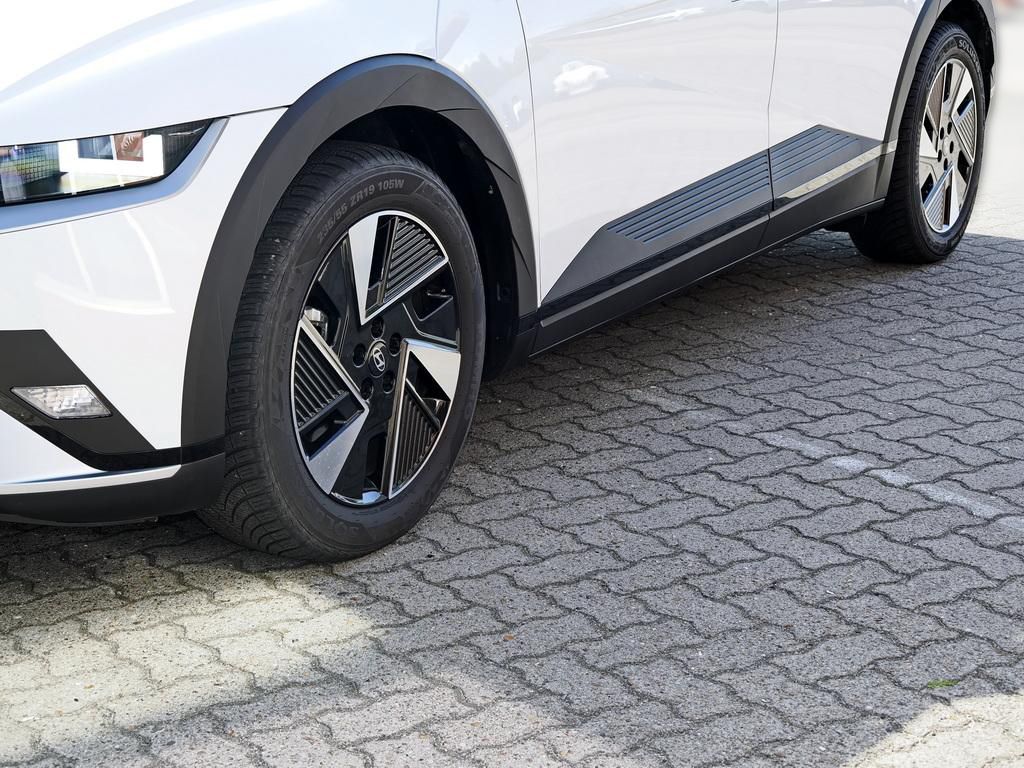 Fahrzeugabbildung Hyundai IONIQ 5 DYNAMIQ ELEKTRO 84 kWh SHZ LHZ LED NAVI