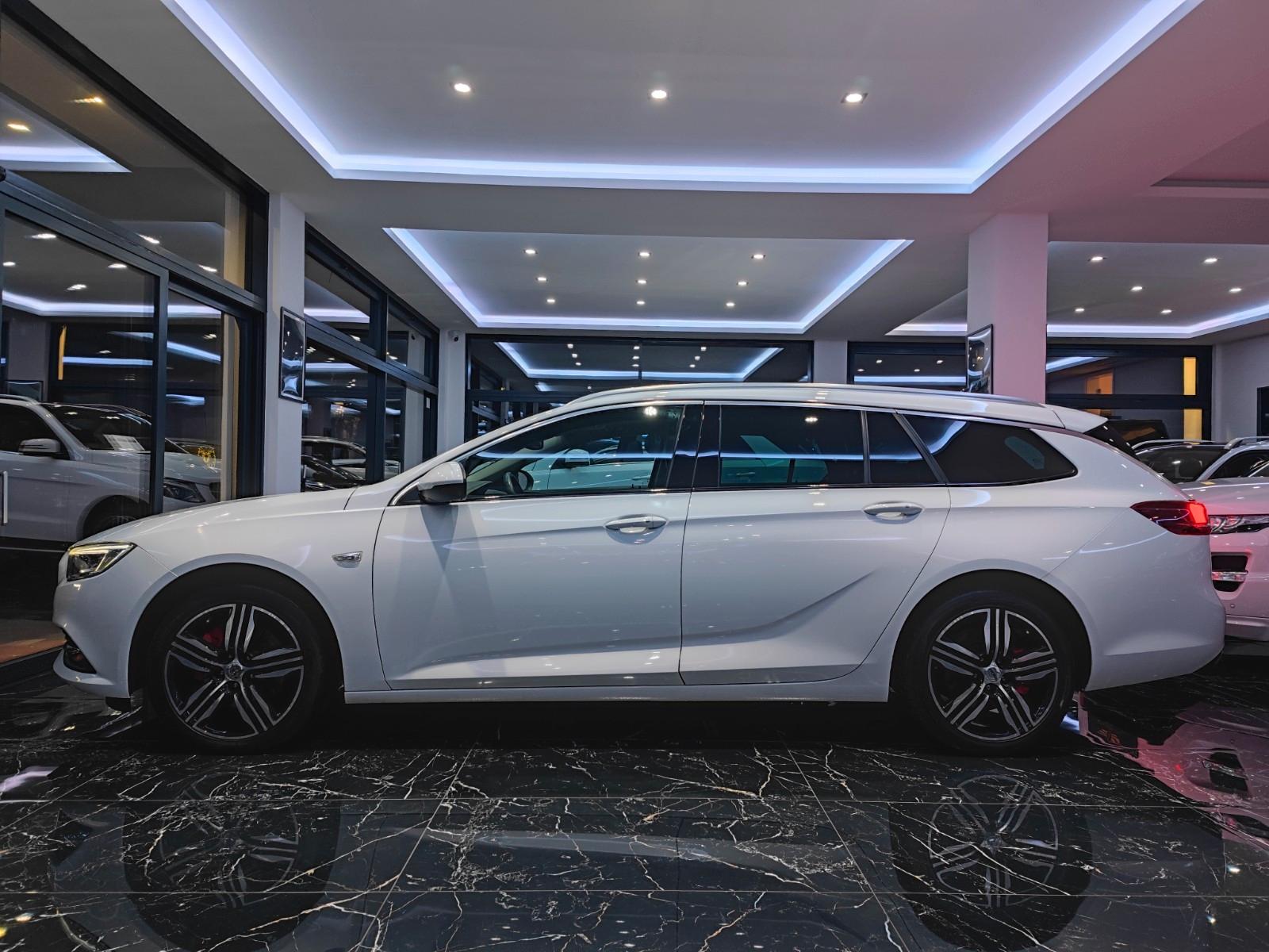 Opel Insignia B Sports Tourer Business Innovation 4x4