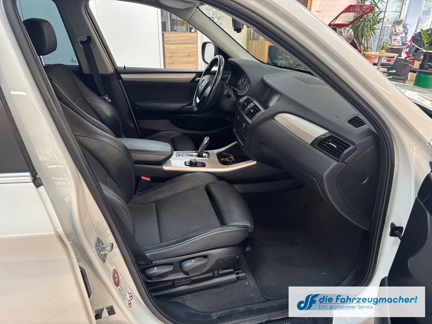Fahrzeugabbildung BMW X3 xDrive 30d  El. Panodach Bi-Xenon *EXPORT
