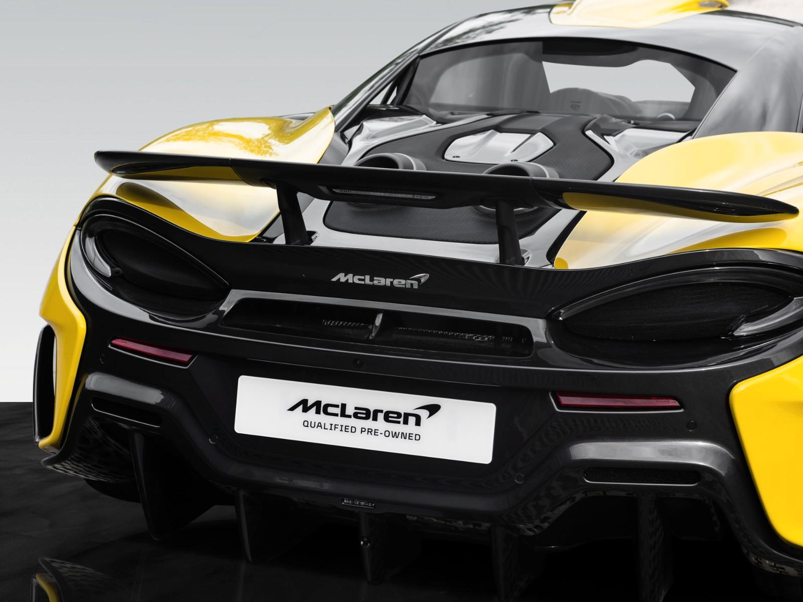 McLaren 600LT Coupé I Sicilian Yellow | MSO Roof Scoop