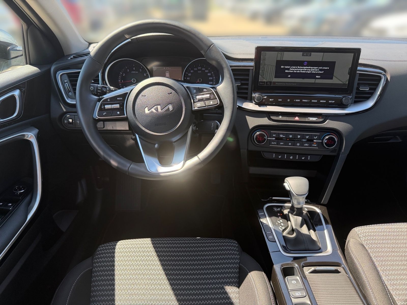 Fahrzeugabbildung Kia CEED_SW 1.5T 140 DCT7 VIS KOMF+ (NAV)