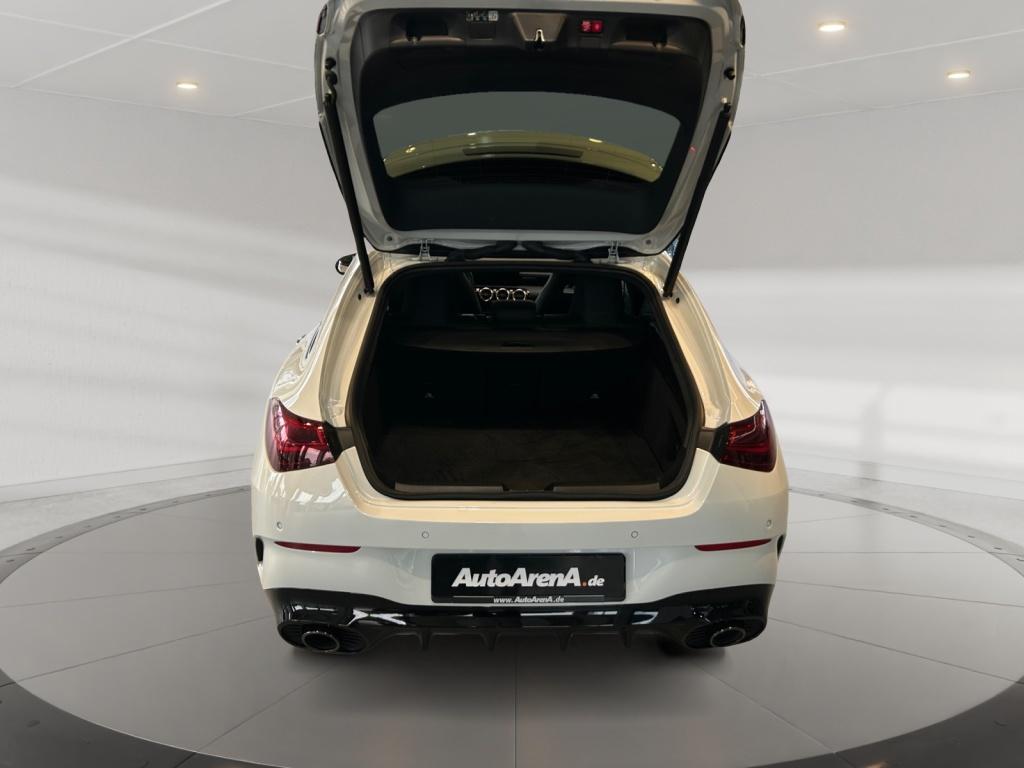 Mercedes-Benz AMG CLA 35 4matic Shooting Brake AMG+MBUX+Night