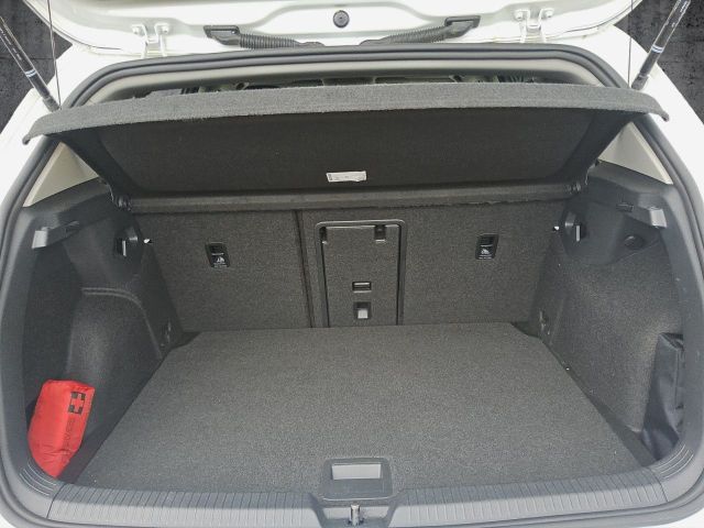 Golf VIII 2.0TDI Aut. Life Kamera IQ Drive LED