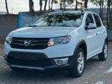 Dacia Sandero II Stepway Prestige - Dacia Gebrauchtwagen in Mönchengladbach