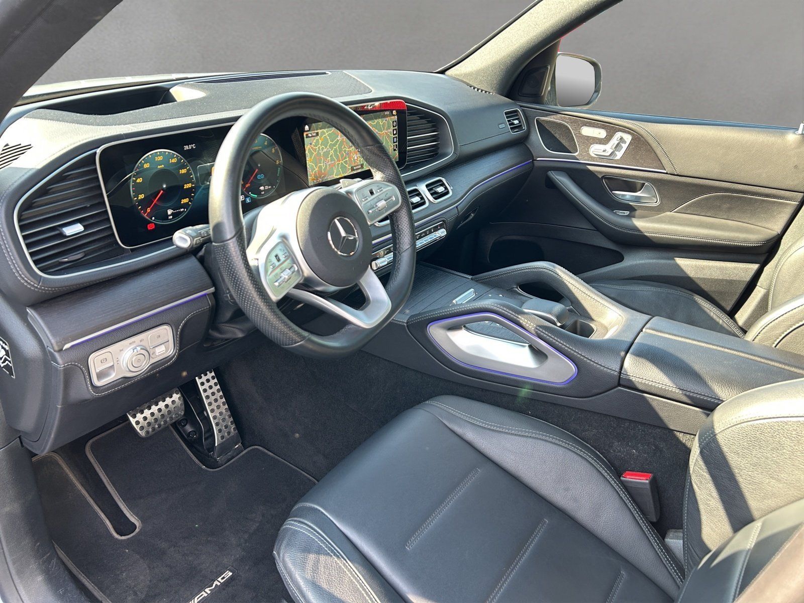 Fahrzeugabbildung Mercedes-Benz GLE350de AMG Pano DISTRO Memo AHK MLED HUD 4xSHZ