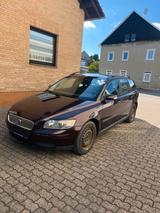 Volvo V50 2.4 - gebrauchte Volvo V50 aus dem Jahr 2005