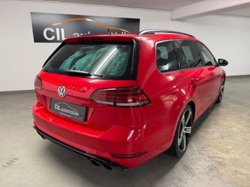 Volkswagen Golf - 5