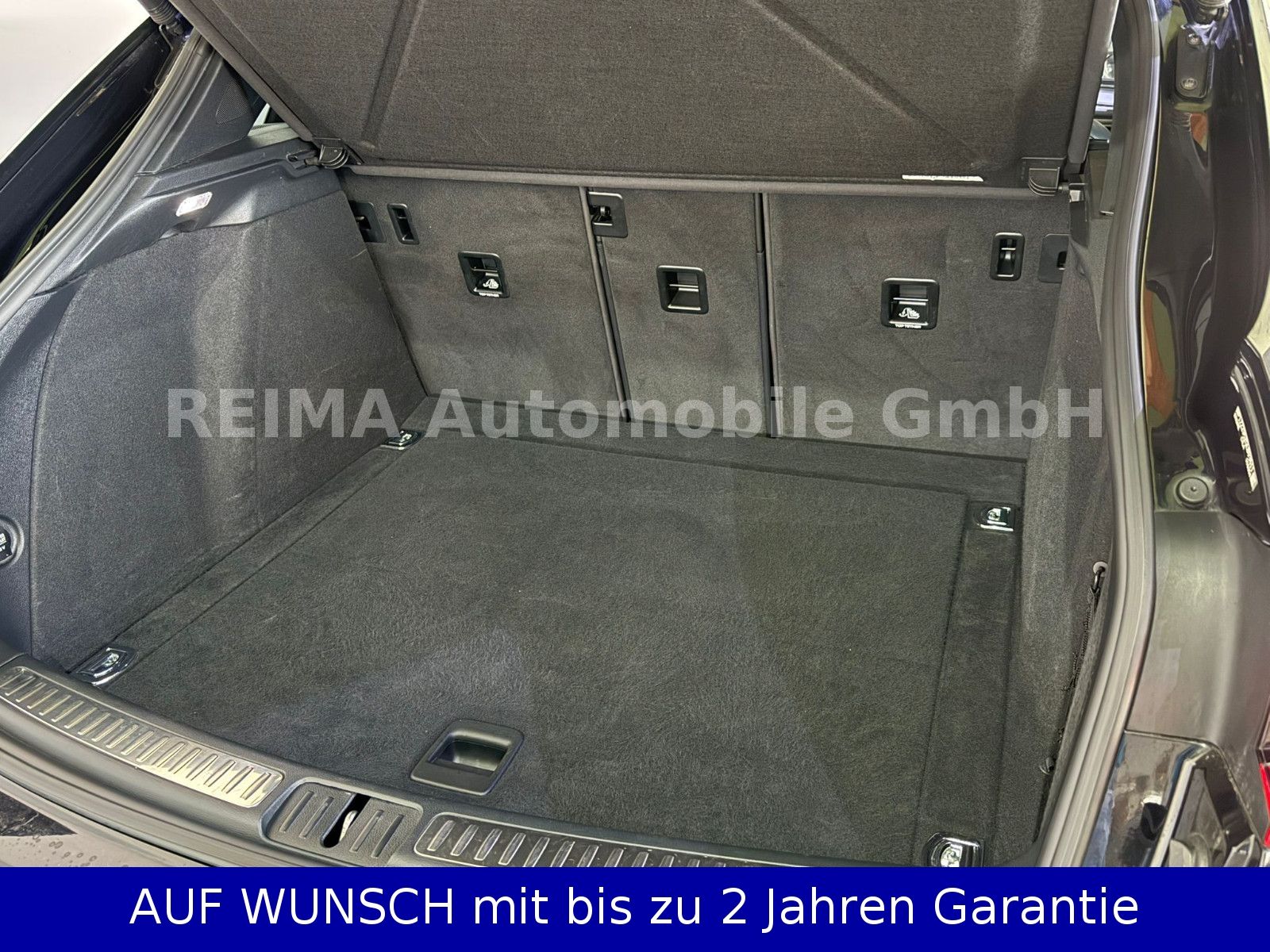 Fahrzeugabbildung Porsche Macan 3,6 Turbo, Pano, Luft, Sport Chrono, Bose