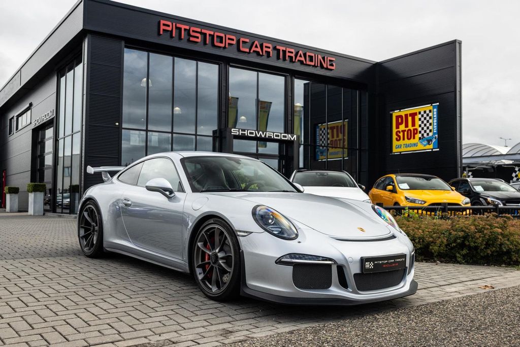Porsche 991